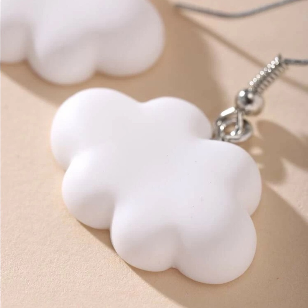 New cloud drop earrings - Picture 2 of 2